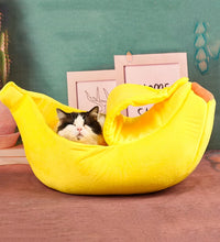 Banana Shaped Pet Bedding Comfortable Cat Nest Mat Winter Cushion Warm Soft Funny Kitten Sleeping Bag Cute Cozy Dog Accessories